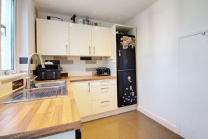 Photo 16- click for photo gallery